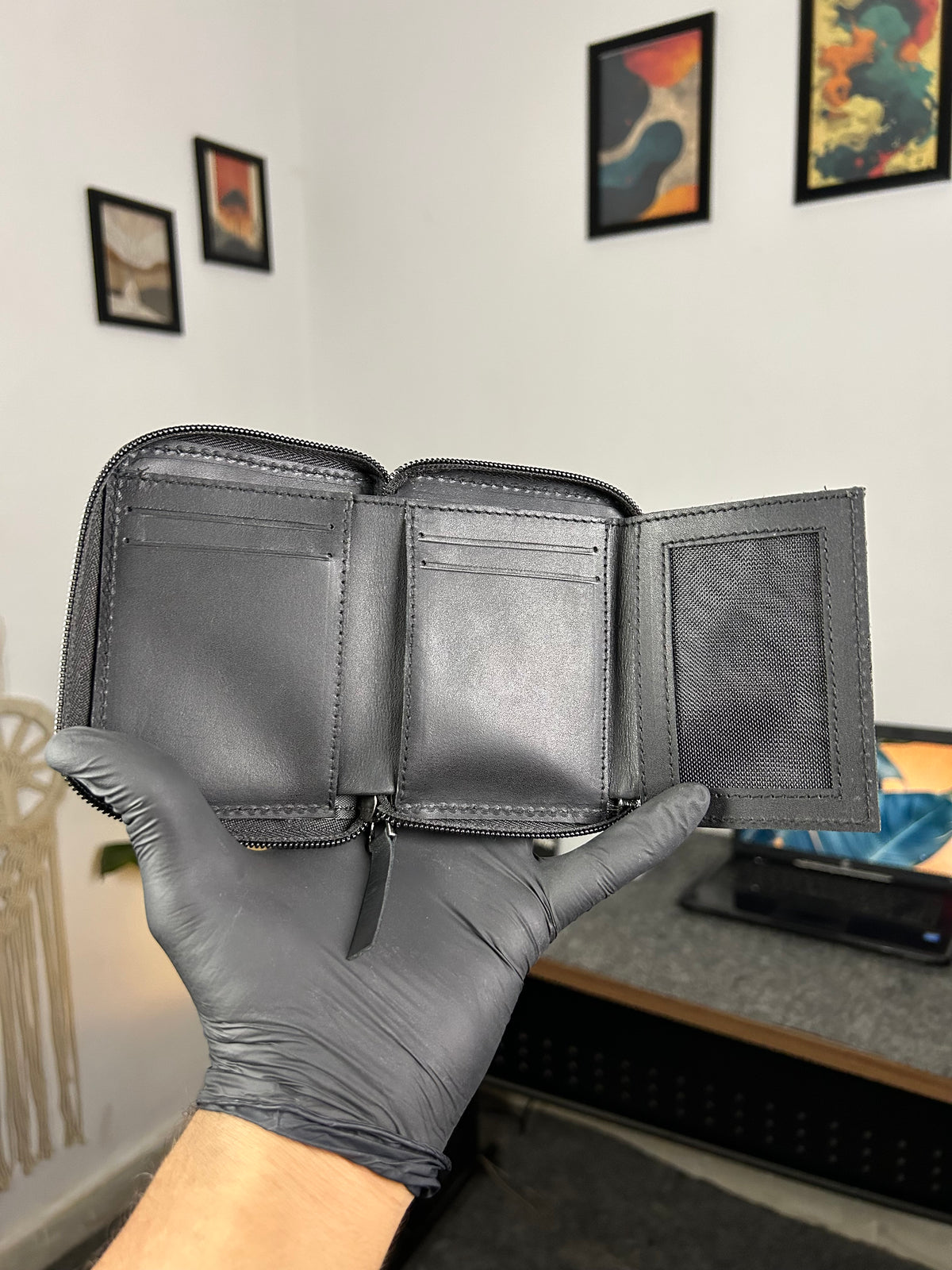 Lock wallet