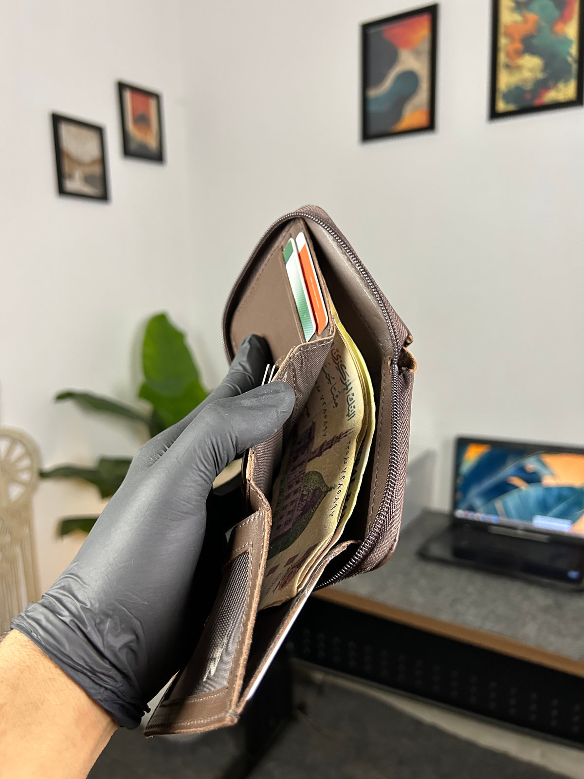 Lock wallet