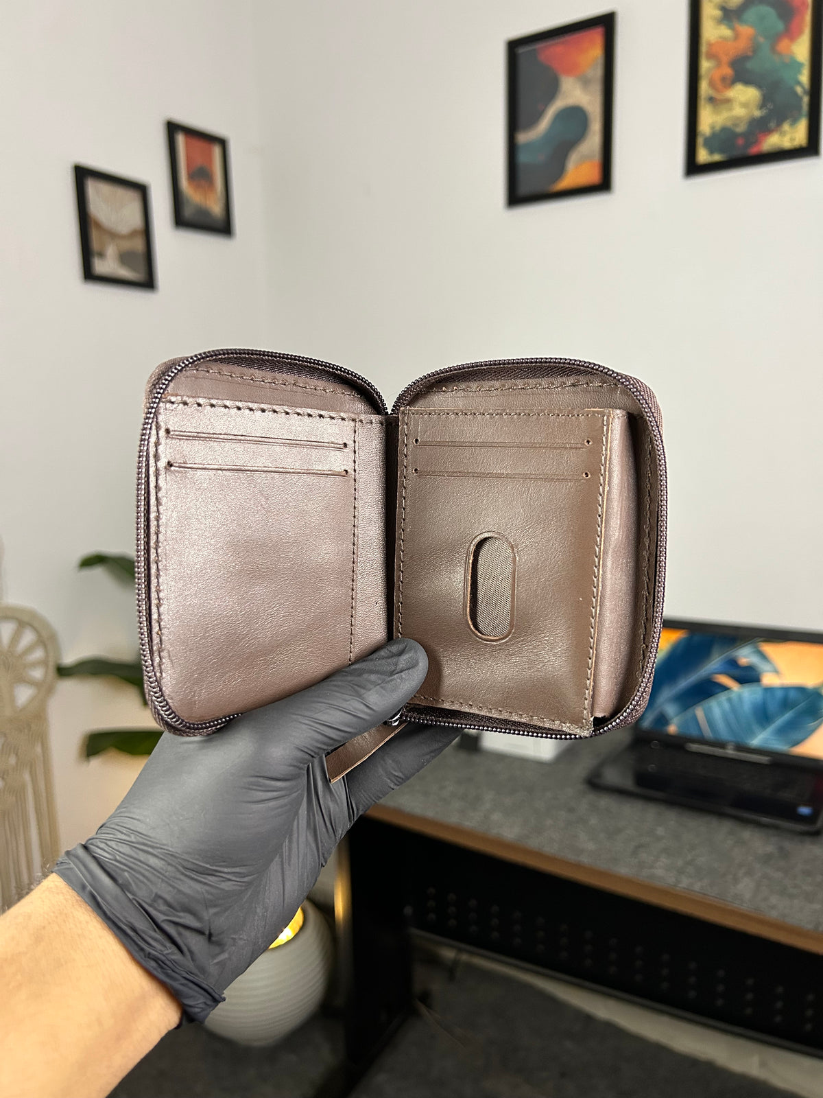 Lock wallet