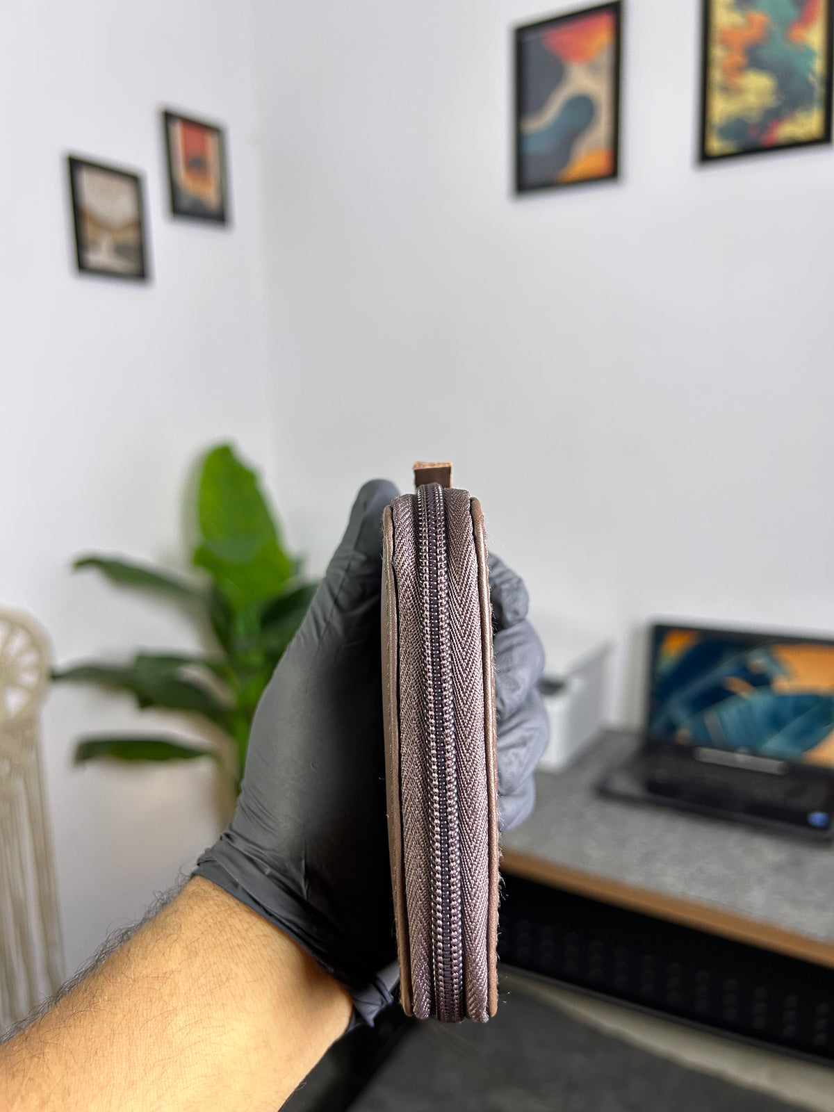 Lock wallet