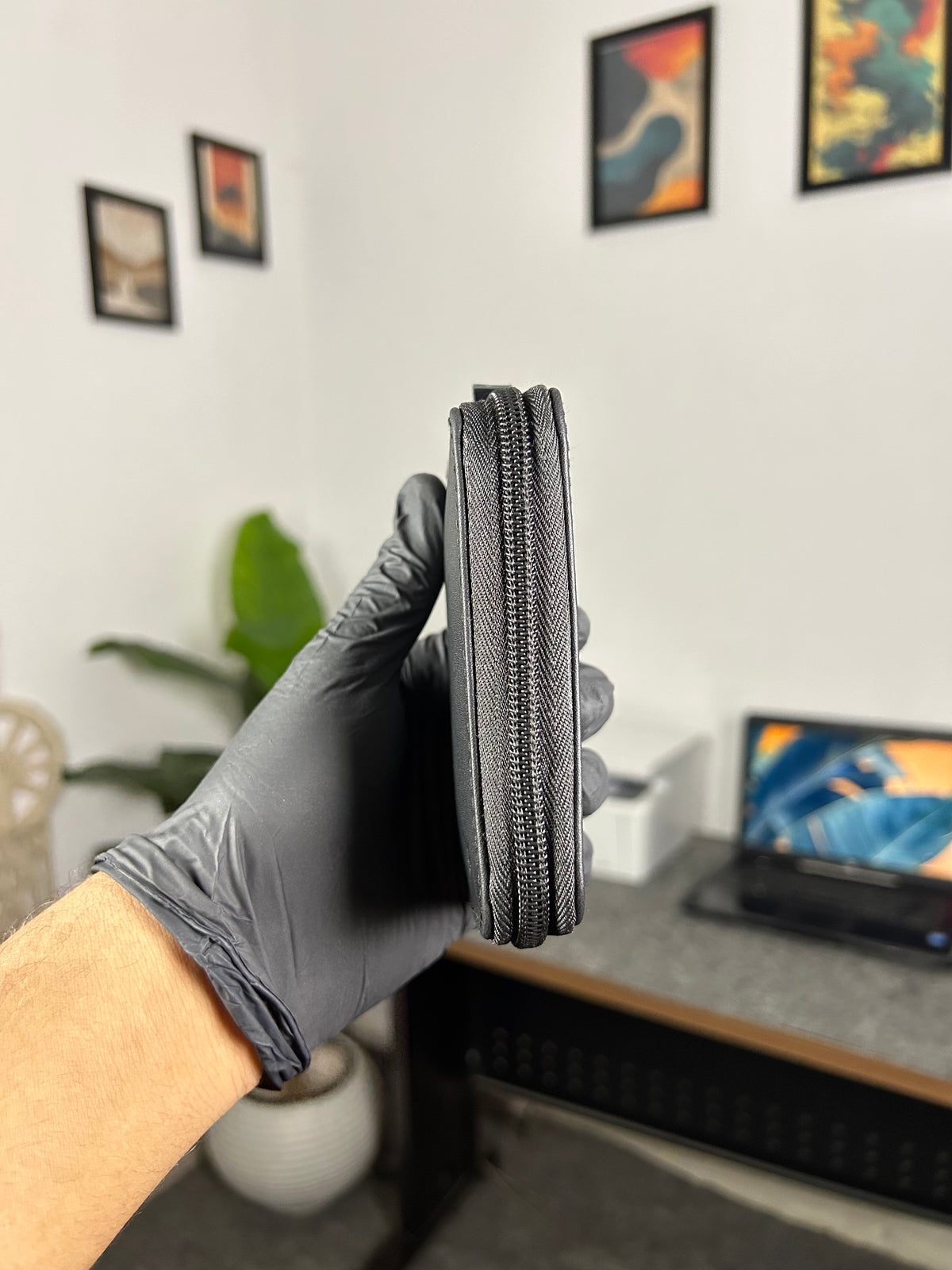 Lock wallet