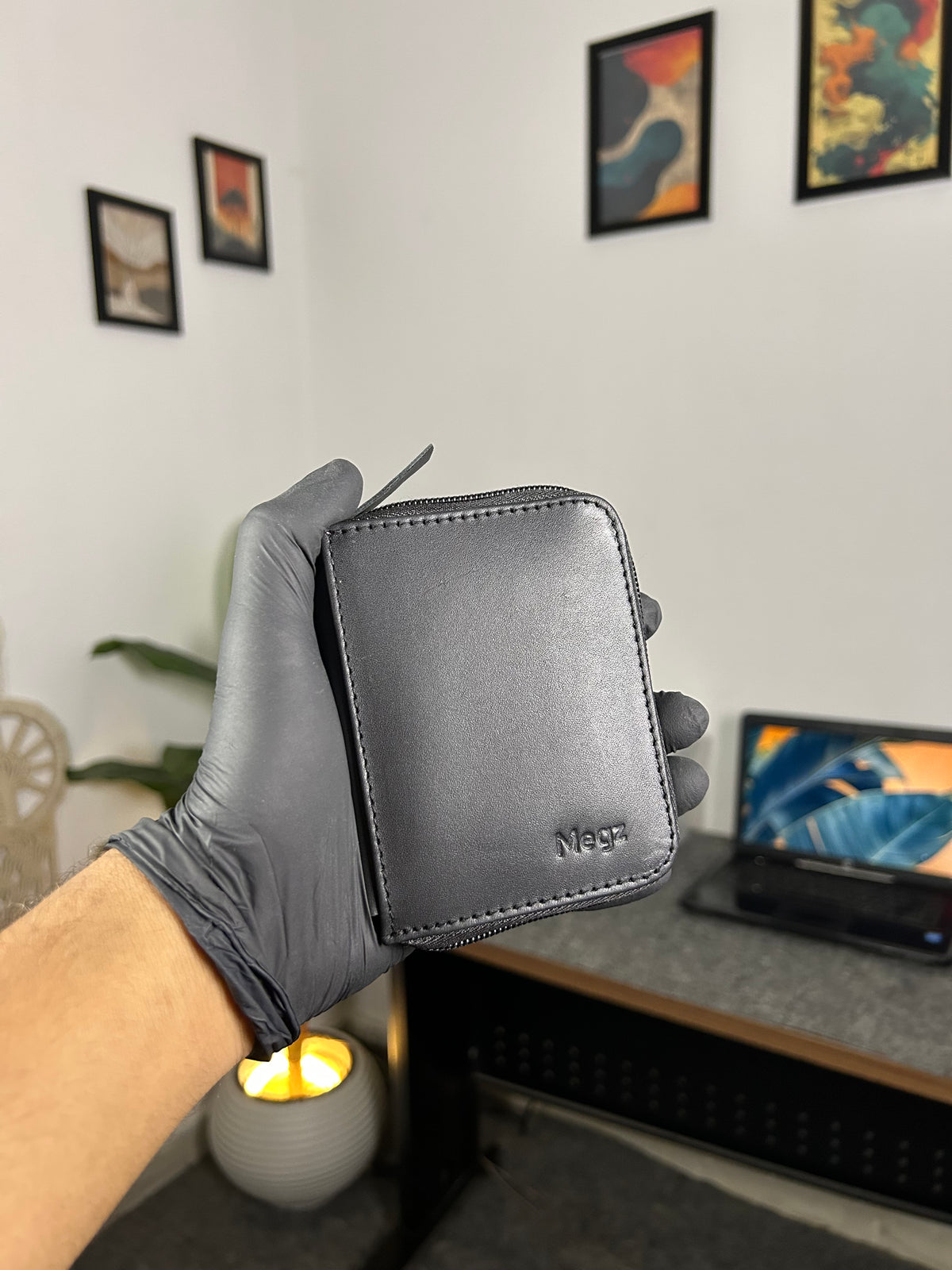 Lock wallet